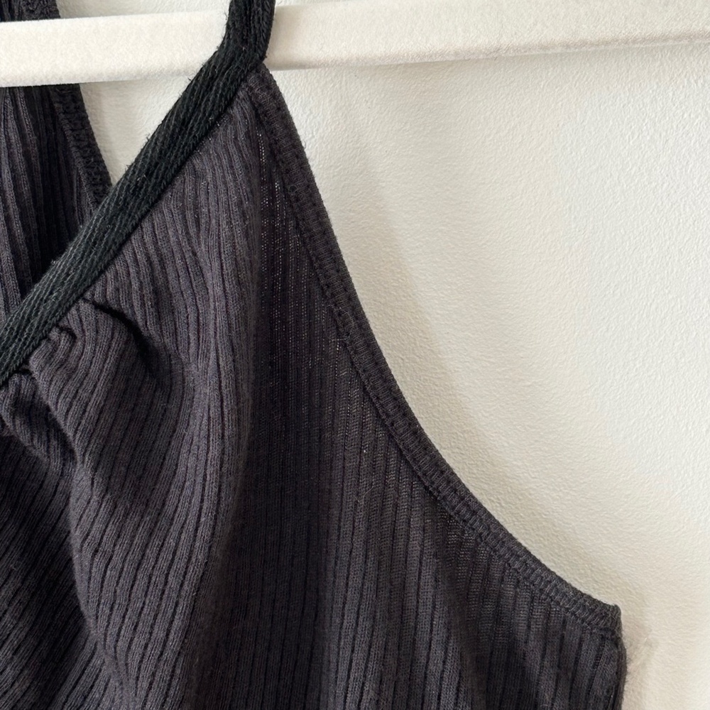 GENER R A Black Ribbed Halter Tank Top - Picture 5 of 12
